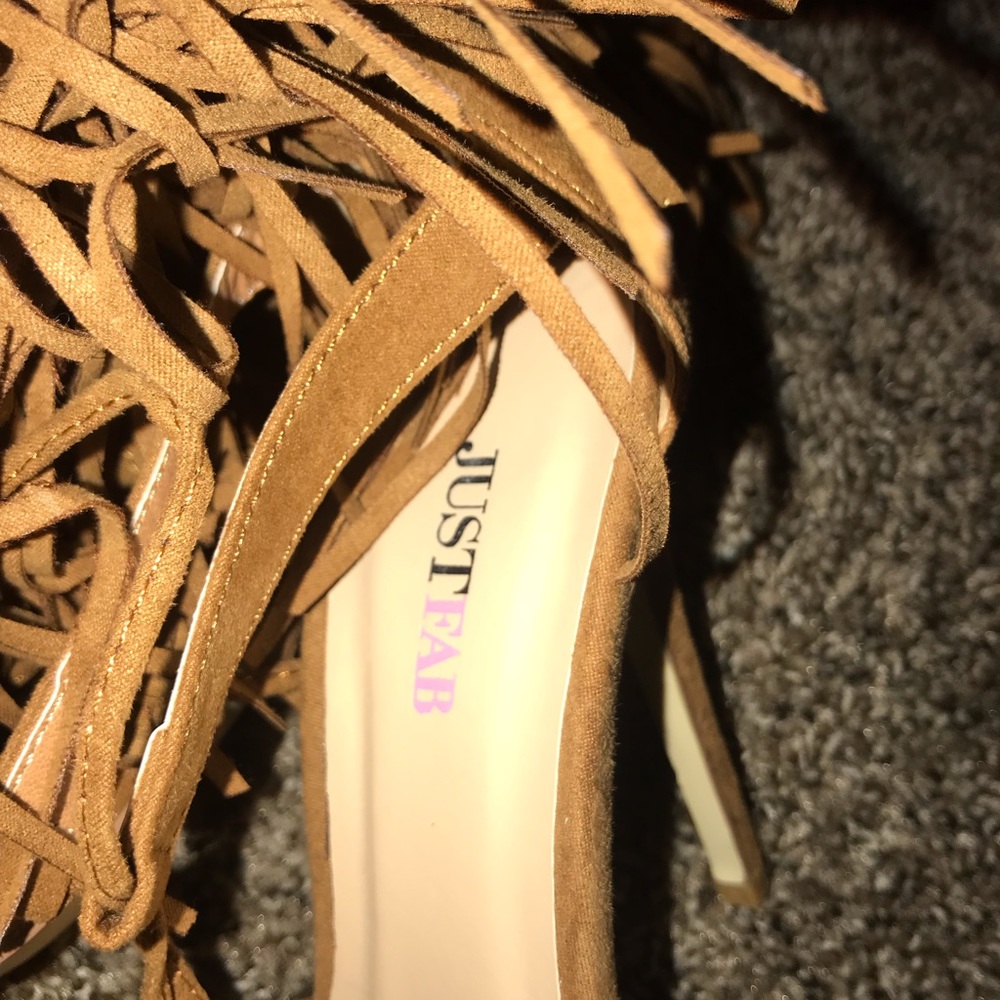 Heels - Picture 2 of 4